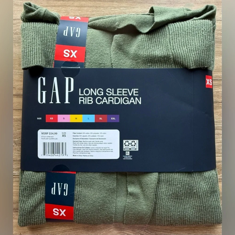 GAP Green Women's Sweater - Picture 3 of 3